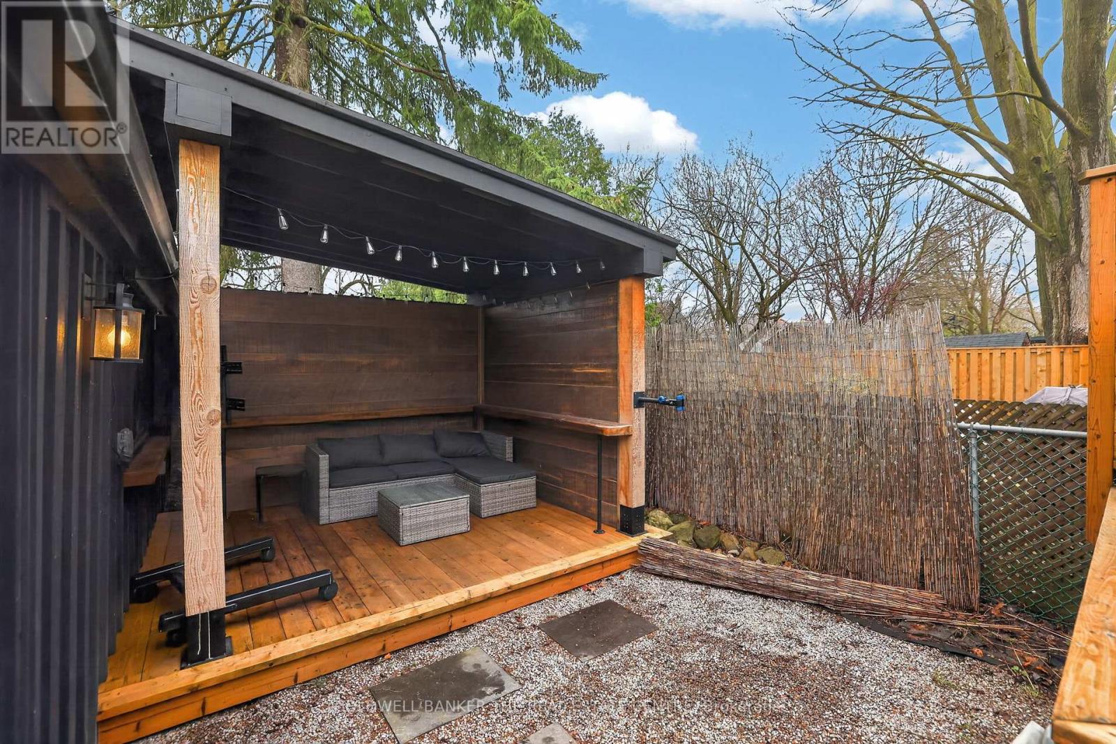 404 Botsford Street, Newmarket, Ontario  L3Y 1S8 - Photo 32 - N13011368