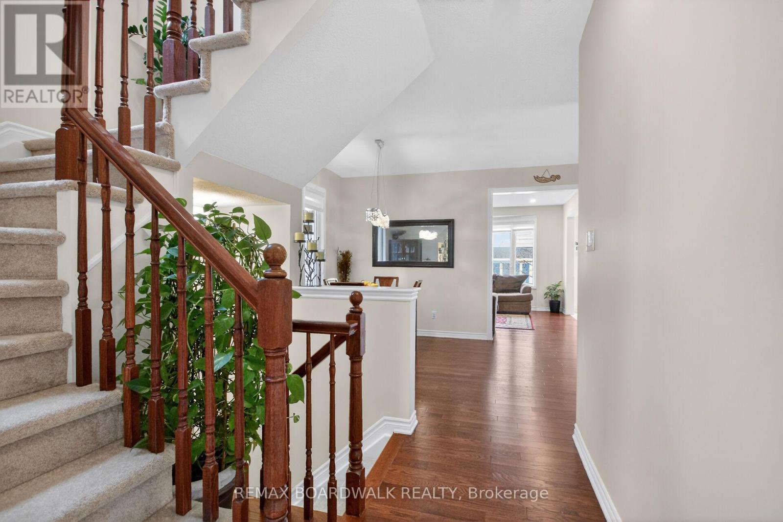 161 Flowing Creek Circle, Ottawa, Ontario  K2M 0K2 - Photo 5 - X12994114