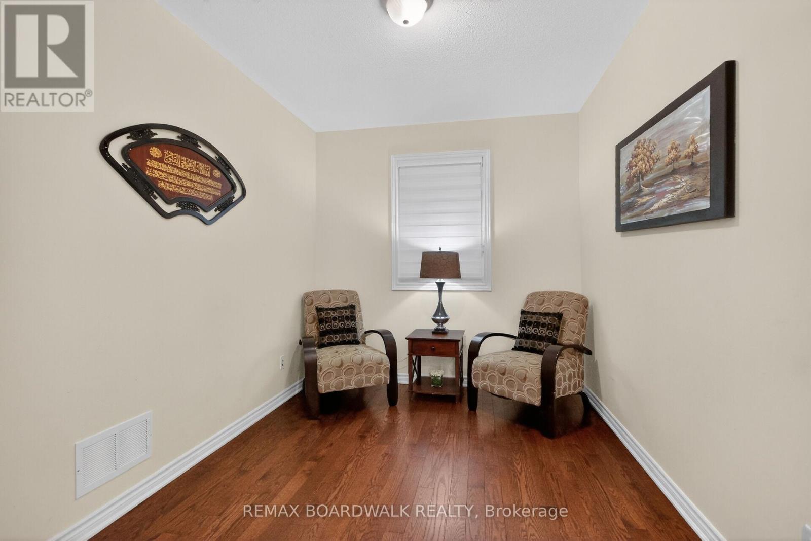 161 Flowing Creek Circle, Ottawa, Ontario  K2M 0K2 - Photo 8 - X12994114