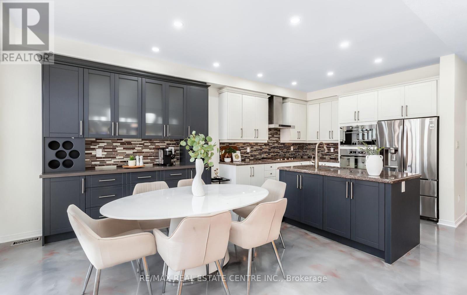 157 Niagara Trail, Halton Hills, Ontario  L7G 0H4 - Photo 15 - W13011486