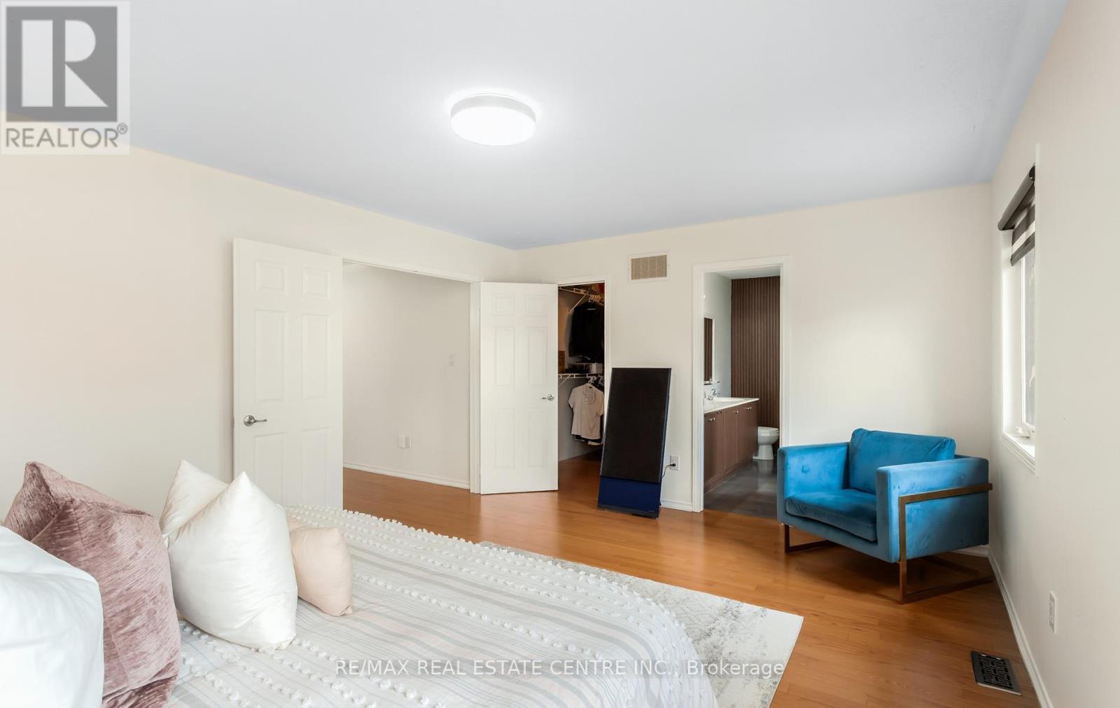 157 Niagara Trail, Halton Hills, Ontario  L7G 0H4 - Photo 23 - W13011486