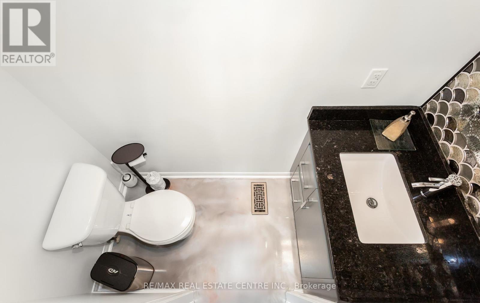 157 Niagara Trail, Halton Hills, Ontario  L7G 0H4 - Photo 21 - W13011486