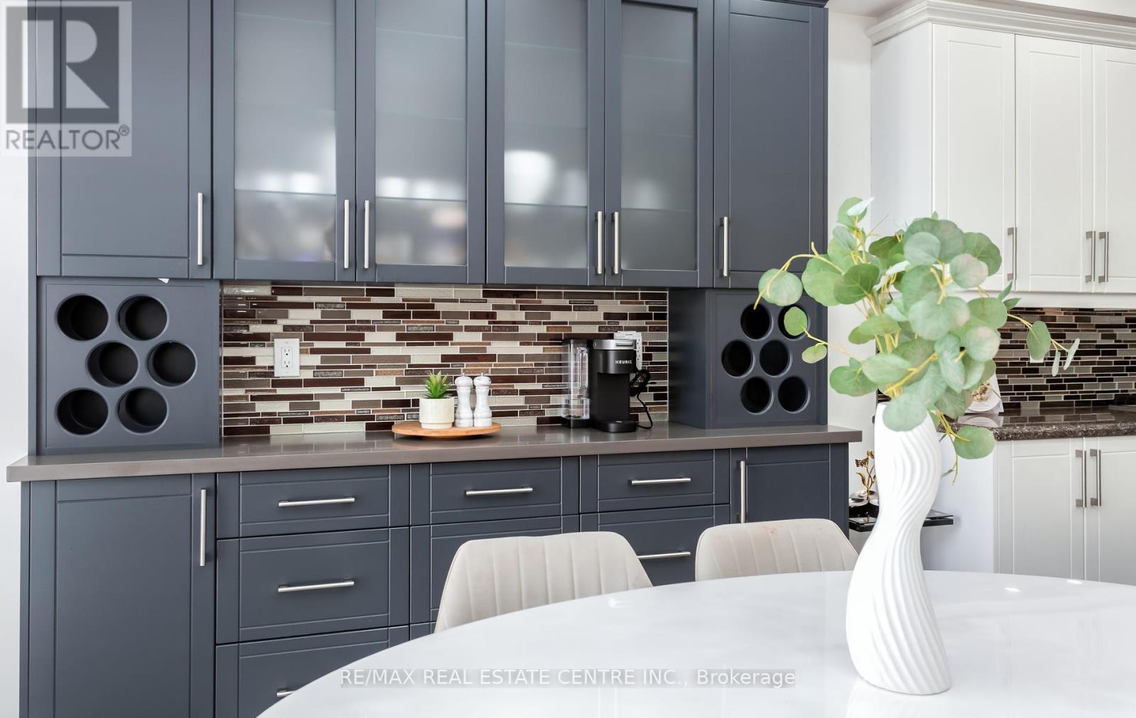 157 Niagara Trail, Halton Hills, Ontario  L7G 0H4 - Photo 20 - W13011486