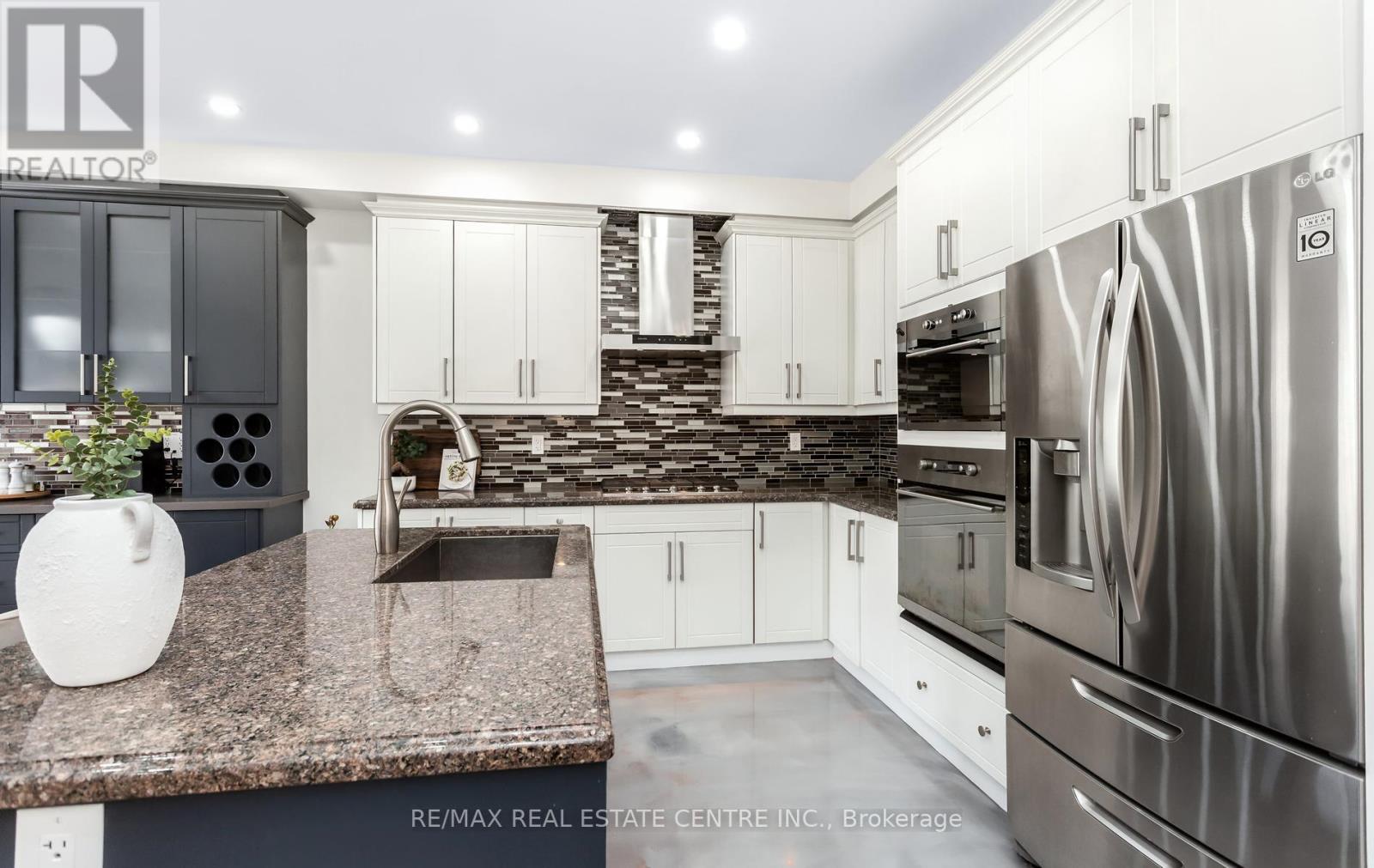 157 Niagara Trail, Halton Hills, Ontario  L7G 0H4 - Photo 18 - W13011486