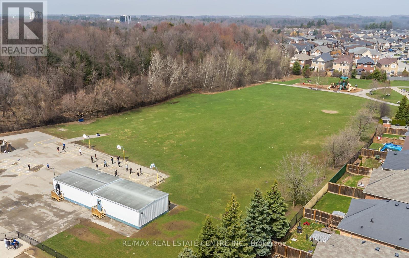 157 Niagara Trail, Halton Hills, Ontario  L7G 0H4 - Photo 47 - W13011486