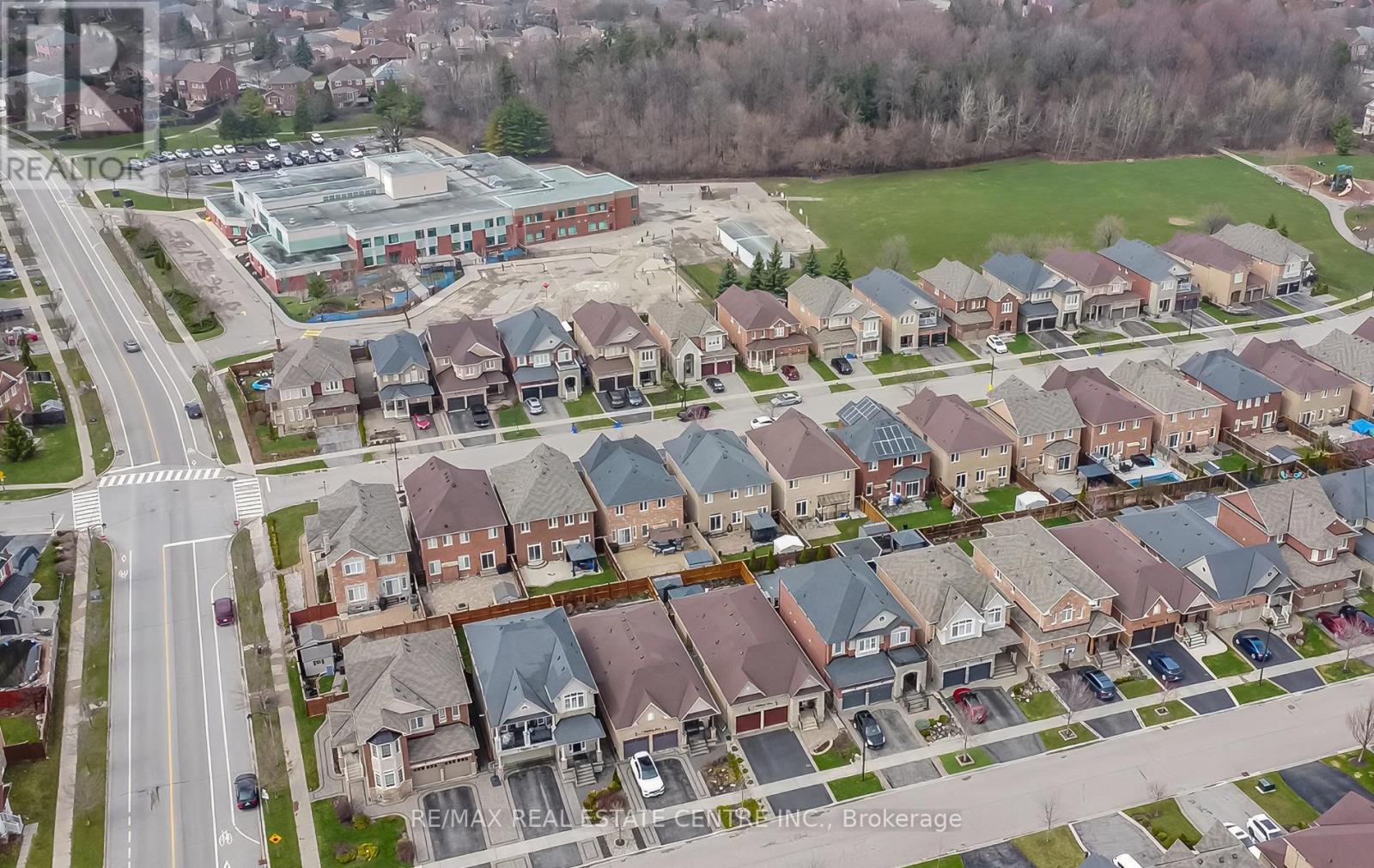 157 Niagara Trail, Halton Hills, Ontario  L7G 0H4 - Photo 46 - W13011486