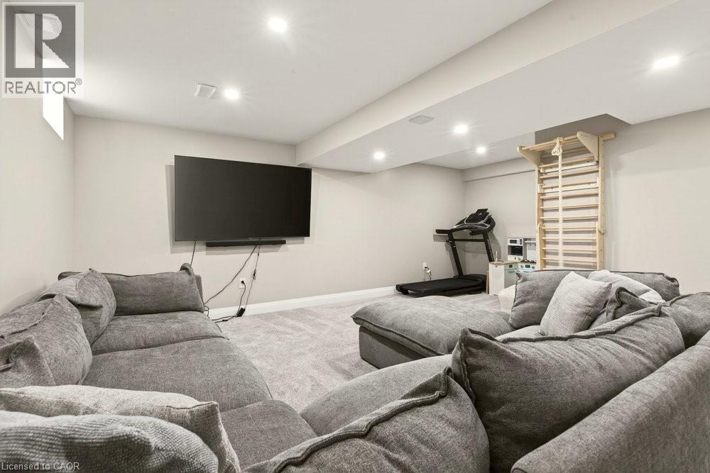 74 Bobolink Road, Hamilton, Ontario  L9A 2P5 - Photo 33 - 40804719