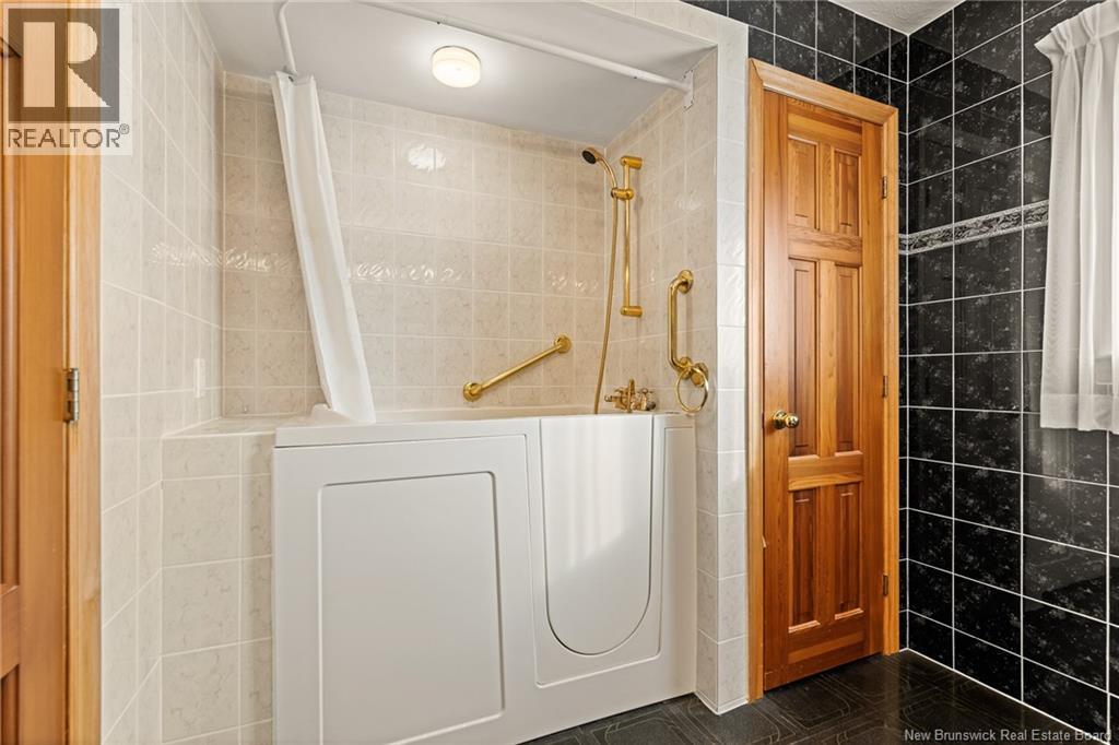 829 Coverdale Road, Riverview, New Brunswick  E1B 5E1 - Photo 30 - NB137431