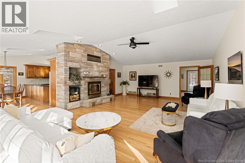 829 Coverdale Road, Riverview, New Brunswick  E1B 5E1 - Photo 5 - NB137431
