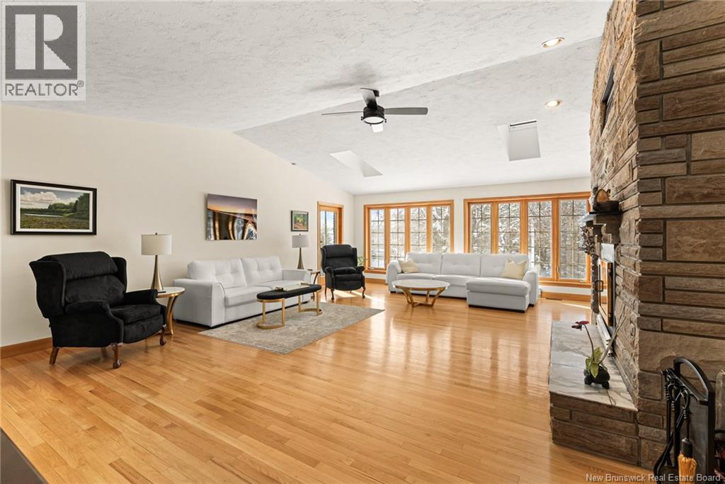 829 Coverdale Road, Riverview, New Brunswick  E1B 5E1 - Photo 4 - NB137431