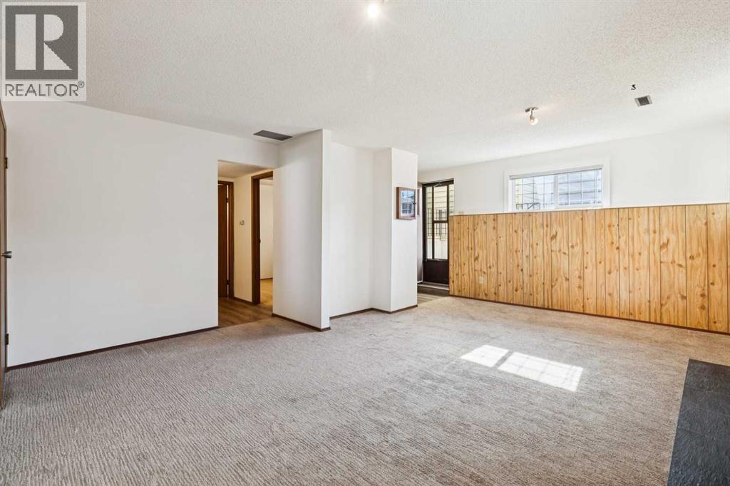 2627 126 Avenue SW, Calgary, Alberta  T2W 3V5 - Photo 25 - A2301465