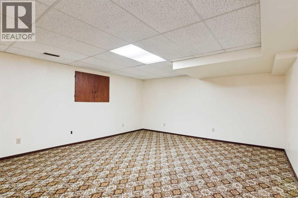 2627 126 Avenue SW, Calgary, Alberta  T2W 3V5 - Photo 31 - A2301465