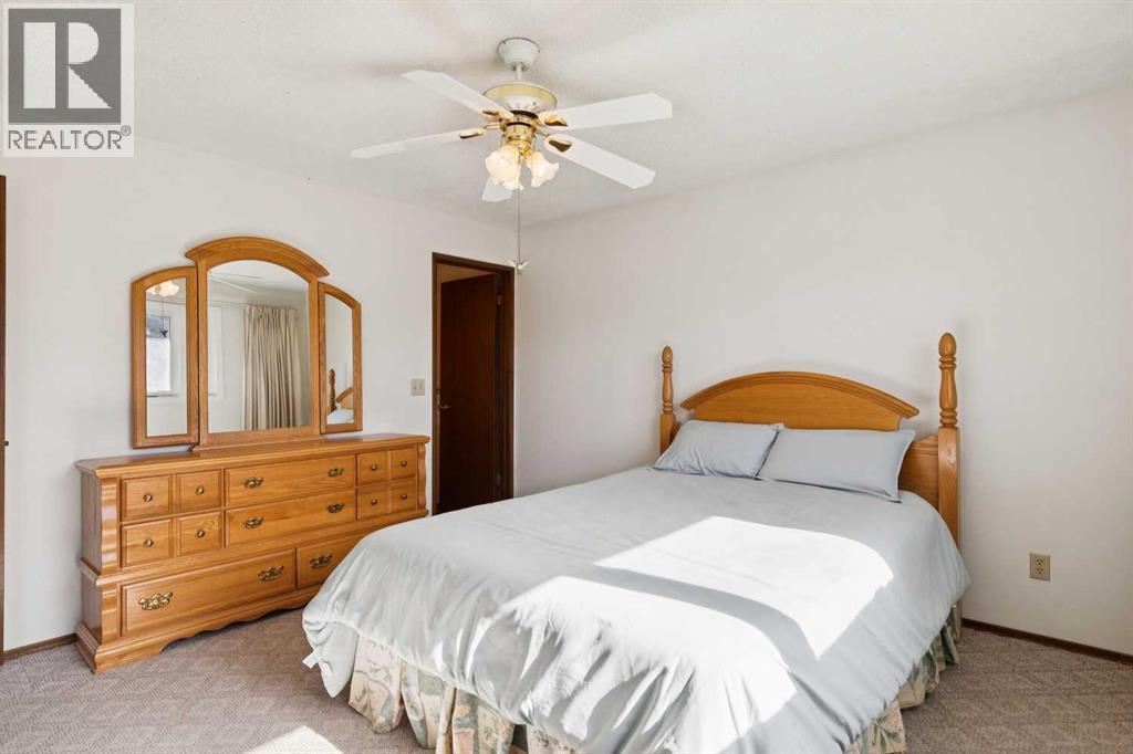 2627 126 Avenue SW, Calgary, Alberta  T2W 3V5 - Photo 19 - A2301465