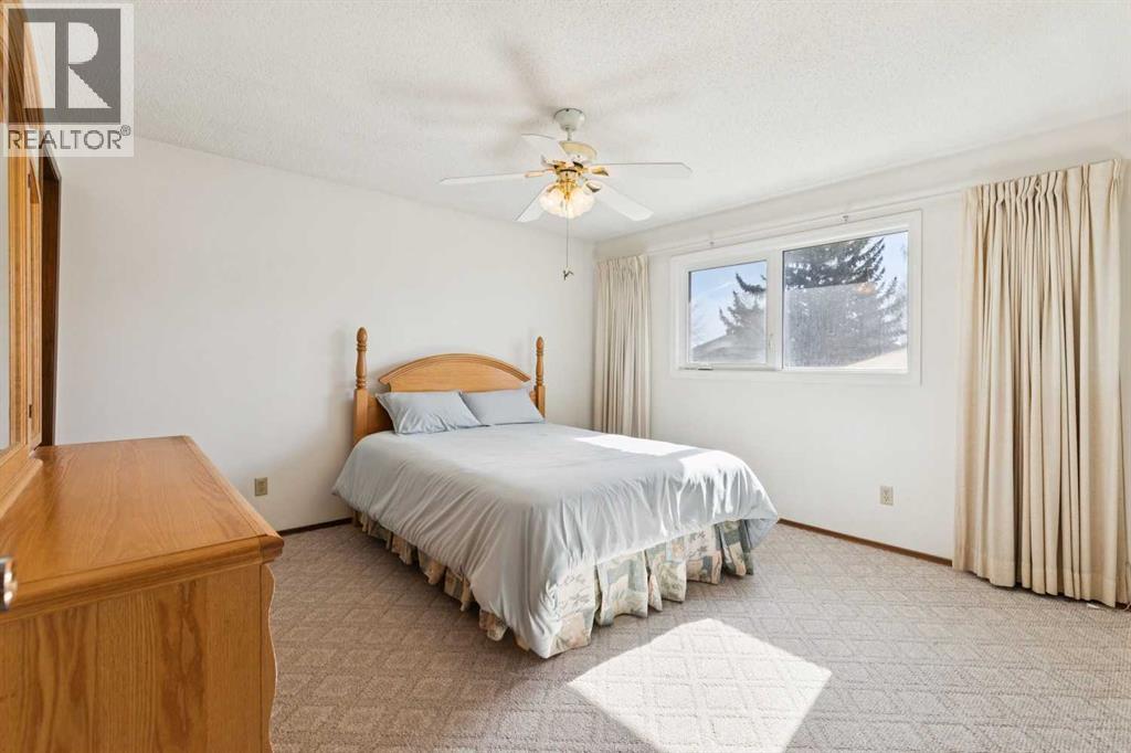 2627 126 Avenue SW, Calgary, Alberta  T2W 3V5 - Photo 17 - A2301465