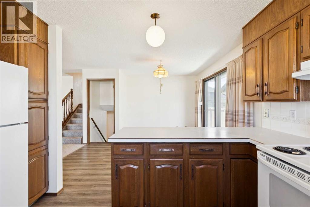 2627 126 Avenue SW, Calgary, Alberta  T2W 3V5 - Photo 14 - A2301465