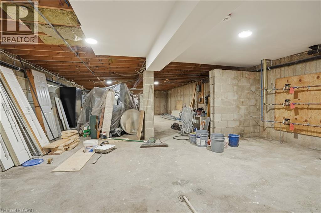 1110 Cannon Street E, Hamilton, Ontario  L8L 2J6 - Photo 10 - 40821524