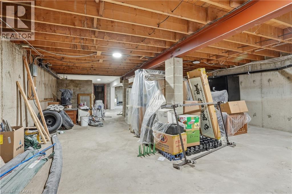 1110 Cannon Street E, Hamilton, Ontario  L8L 2J6 - Photo 11 - 40821524