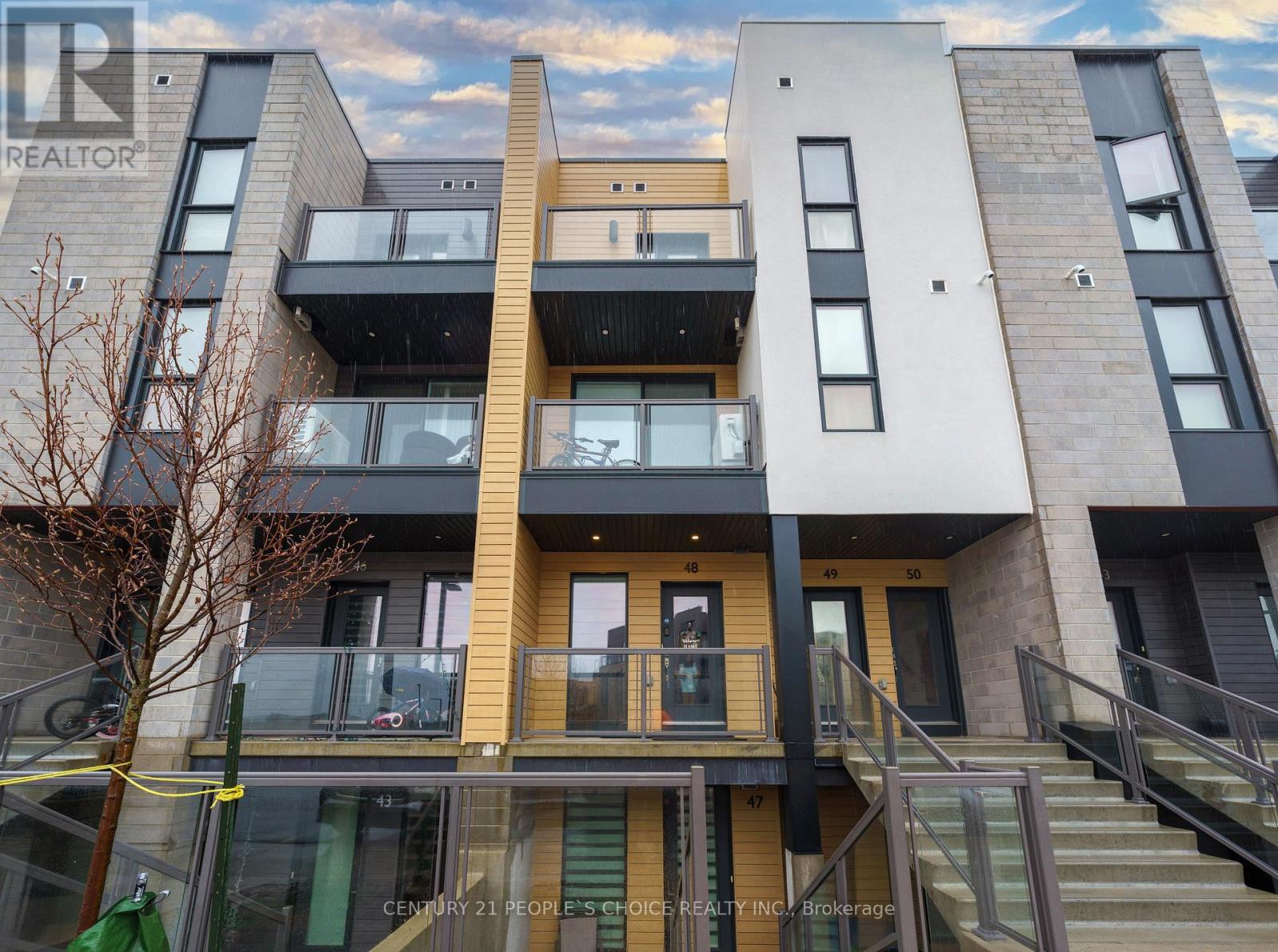 #48 - 261 WOODBINE AVENUE, Kitchener, Ontario