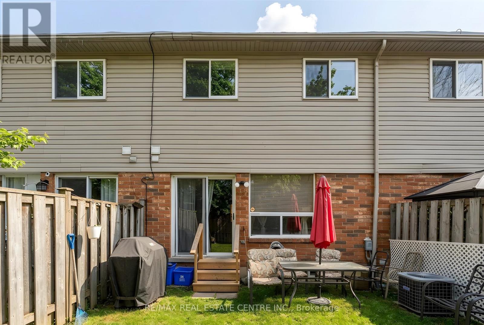 29 - 10 Cadham Boulevard, Hamilton, Ontario  L8W 3X6 - Photo 31 - X12779396