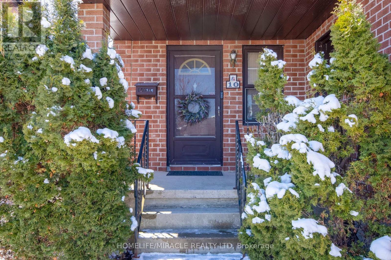 10 Balmoral Court, Kingston, Ontario  K7M 7S9 - Photo 2 - X13011006