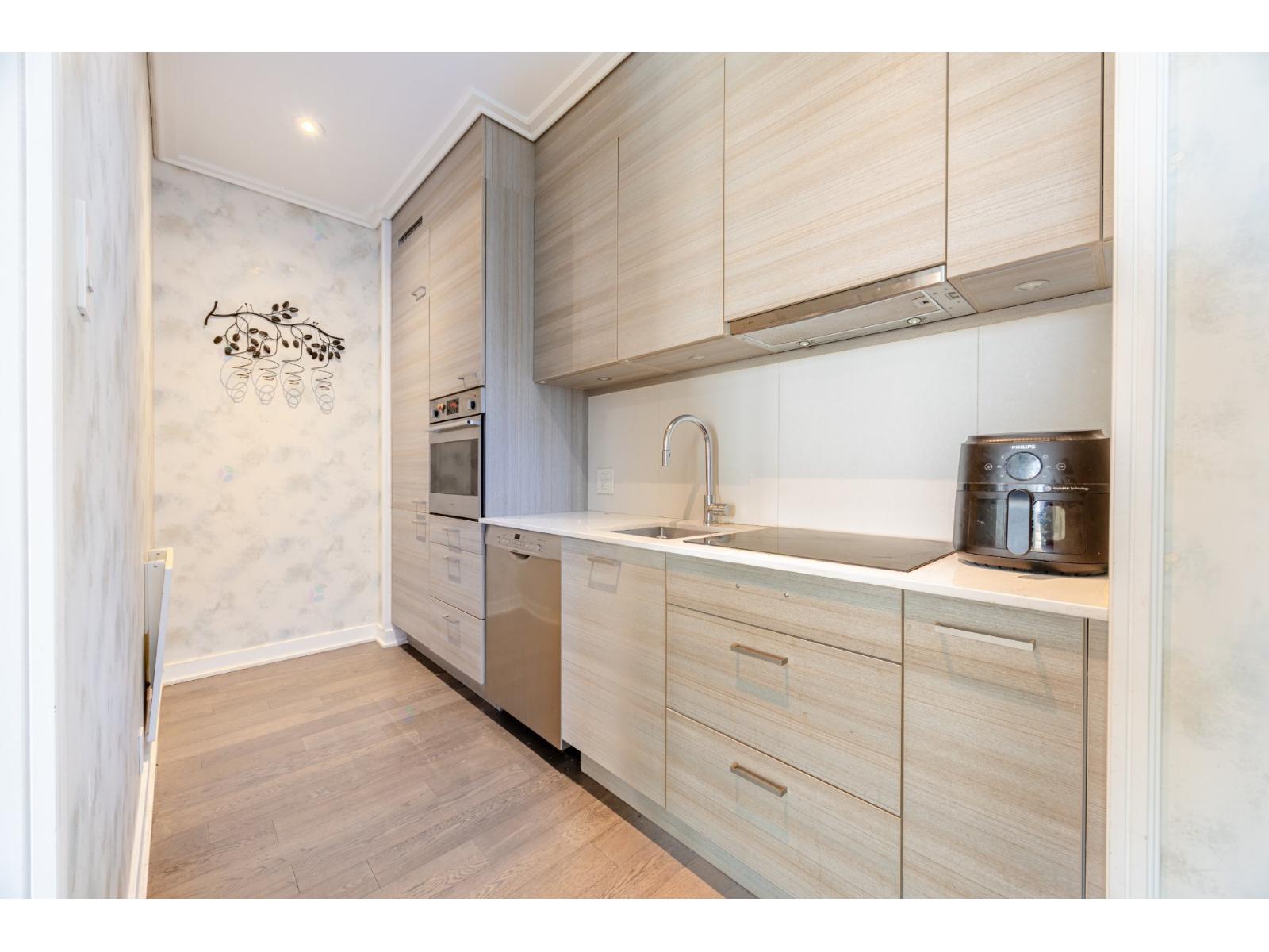 1155 Rue de la Montagne|#3503 Montréal (Ville-Marie) Quebec Canada H3G0C7 2