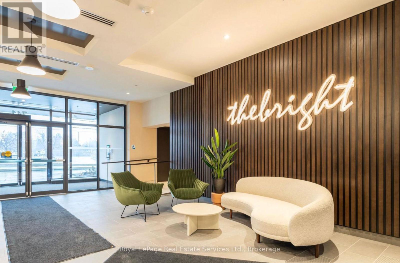 1610 - 741 King Street, Kitchener, Ontario  N2G 1E3 - Photo 1 - X13011694