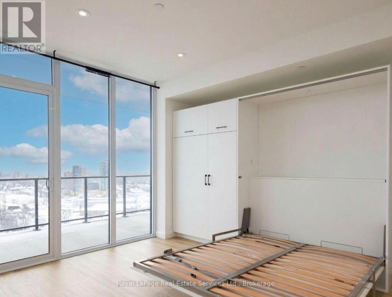 1610 - 741 King Street, Kitchener, Ontario  N2G 1E3 - Photo 5 - X13011694