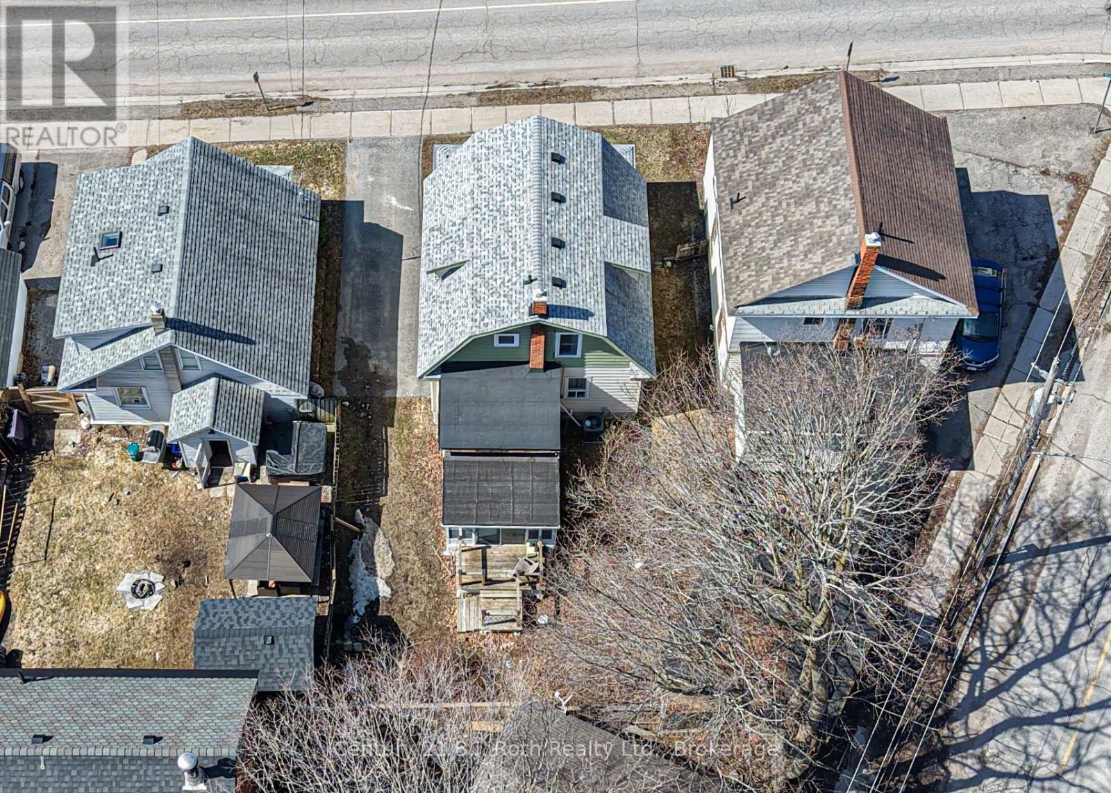 44 William Street, Orillia, Ontario  L3V 5N5 - Photo 3 - S13011956