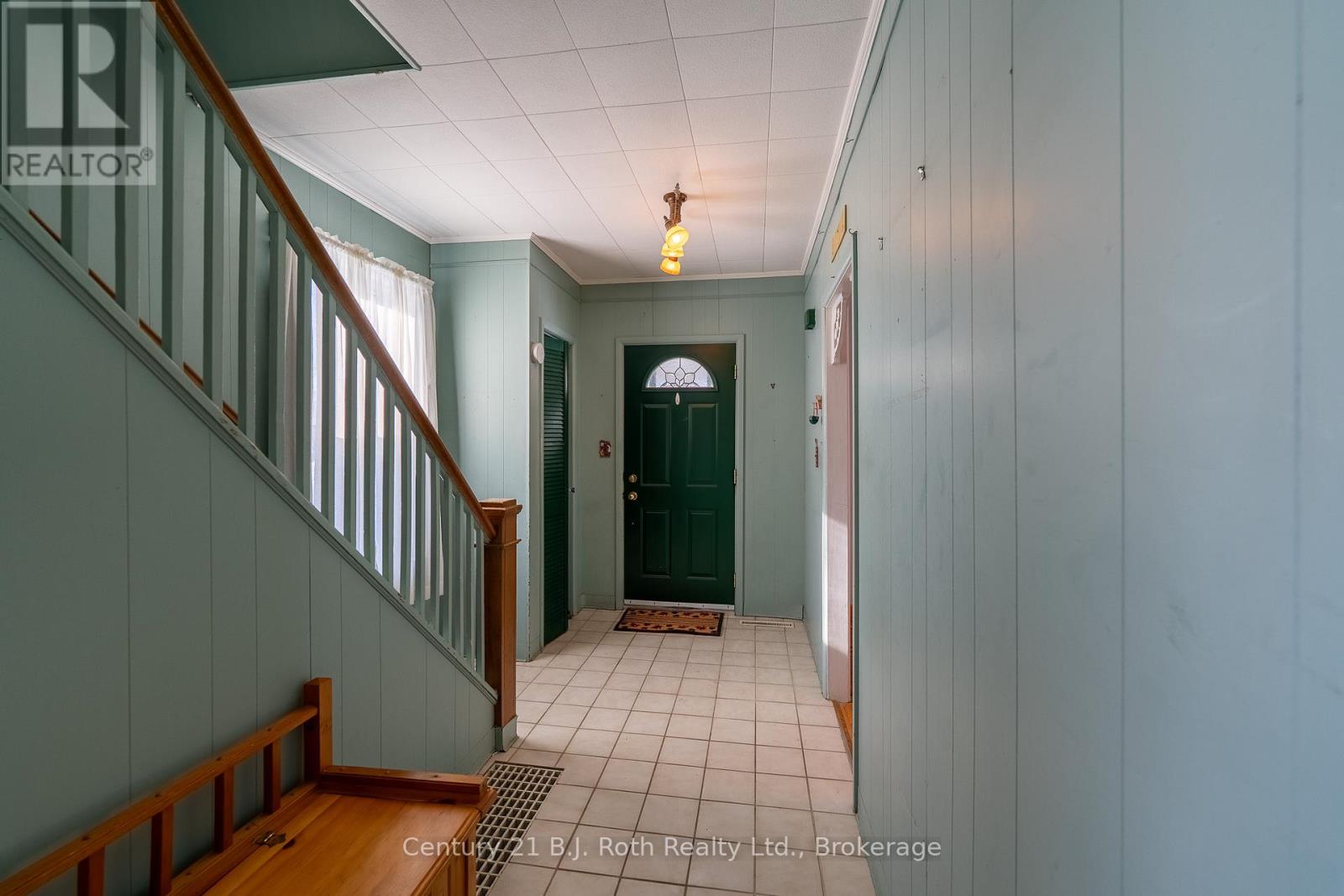 44 William Street, Orillia, Ontario  L3V 5N5 - Photo 7 - S13011956