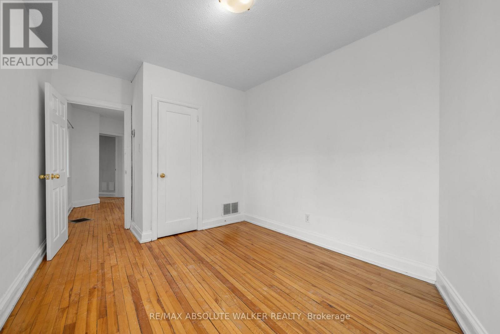 2 - 131 Dagmar Avenue, Ottawa, Ontario  K1L 5T3 - Photo 25 - X12793852