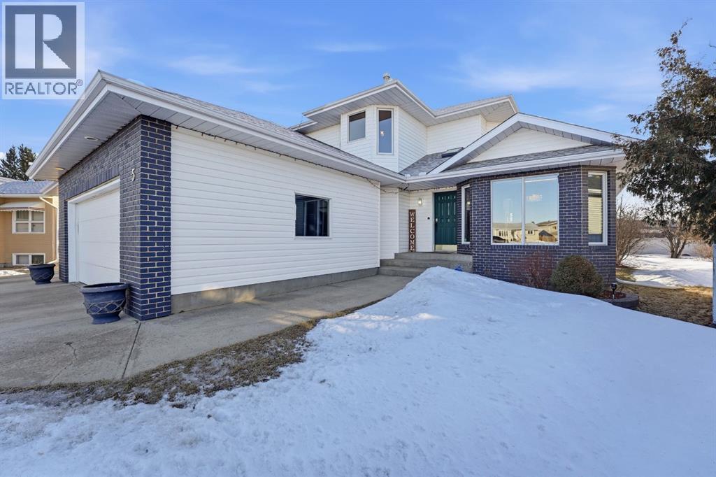 5, 62 Street Close, Stettler, Alberta  T0C 2L0 - Photo 2 - A2292989