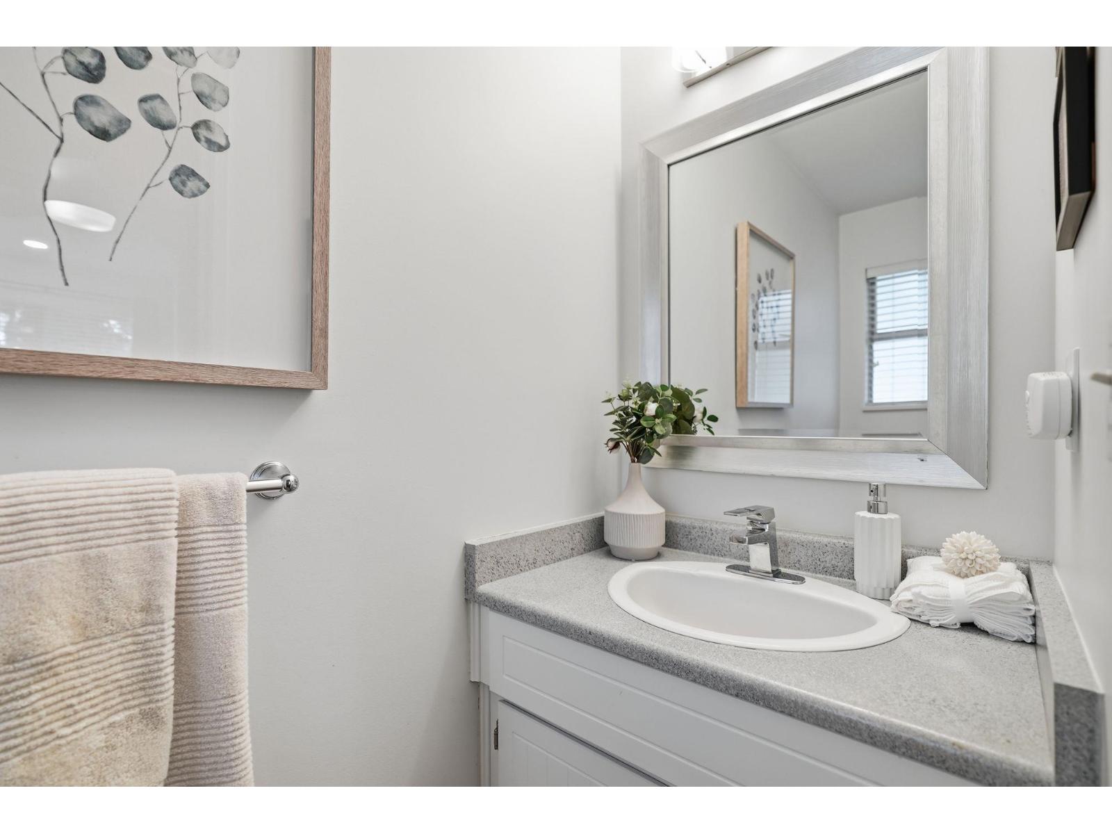 15848 20 Avenue, Surrey, British Columbia  V4A 2B2 - Photo 7 - R3112556