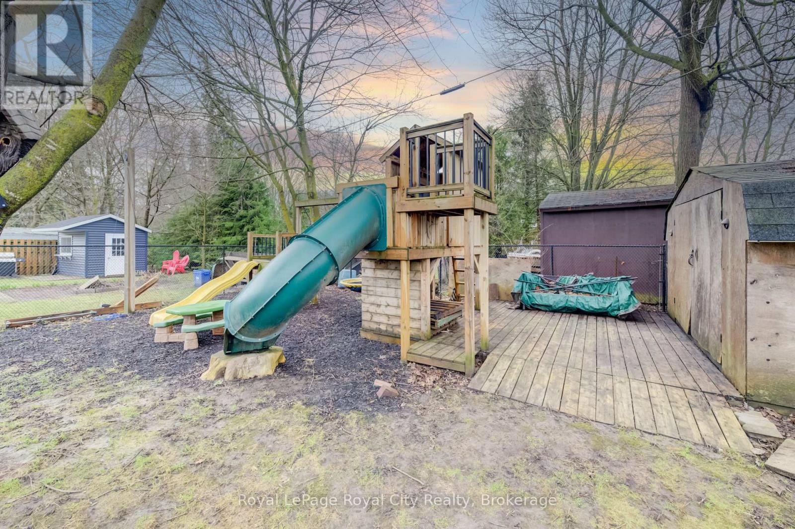 609 Woodside Street, Centre Wellington, Ontario  N1M 2M4 - Photo 37 - X13011736