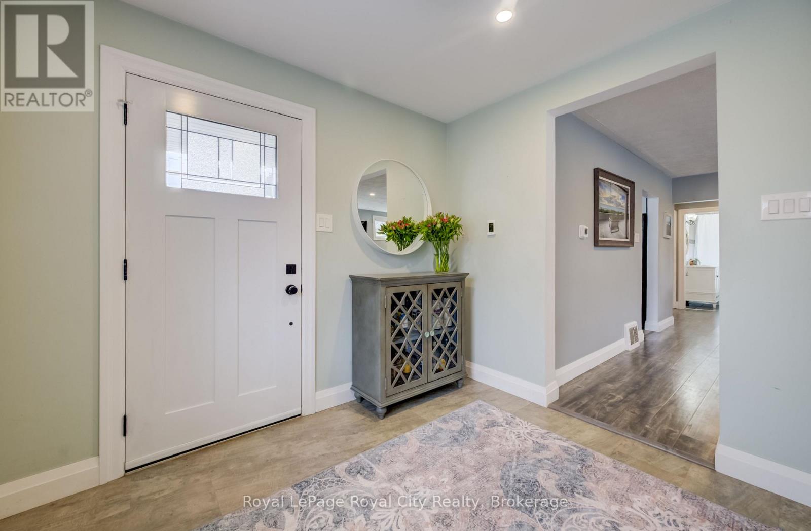 609 Woodside Street, Centre Wellington, Ontario  N1M 2M4 - Photo 5 - X13011736