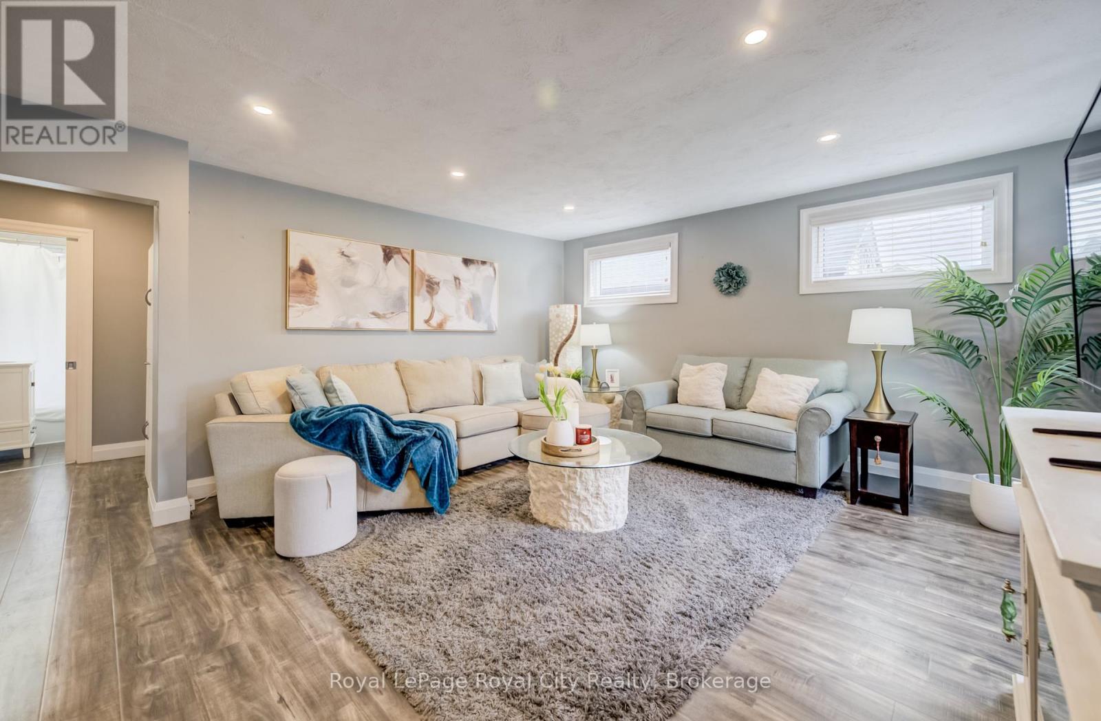 609 Woodside Street, Centre Wellington, Ontario  N1M 2M4 - Photo 6 - X13011736