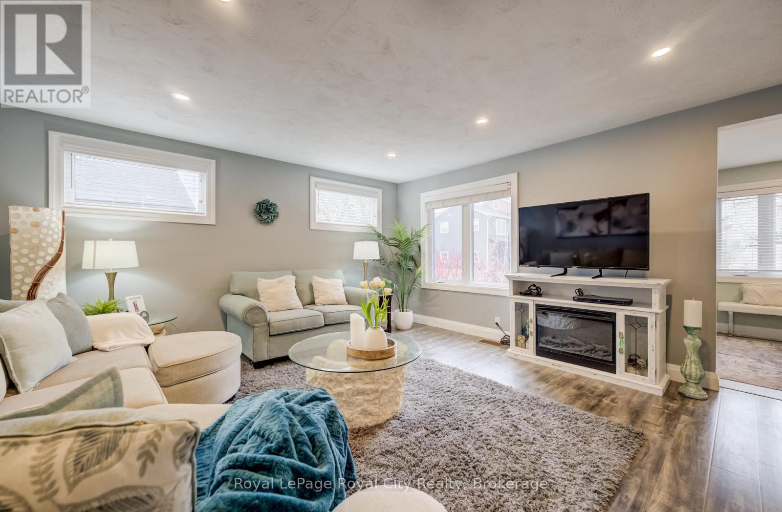 609 Woodside Street, Centre Wellington, Ontario  N1M 2M4 - Photo 7 - X13011736