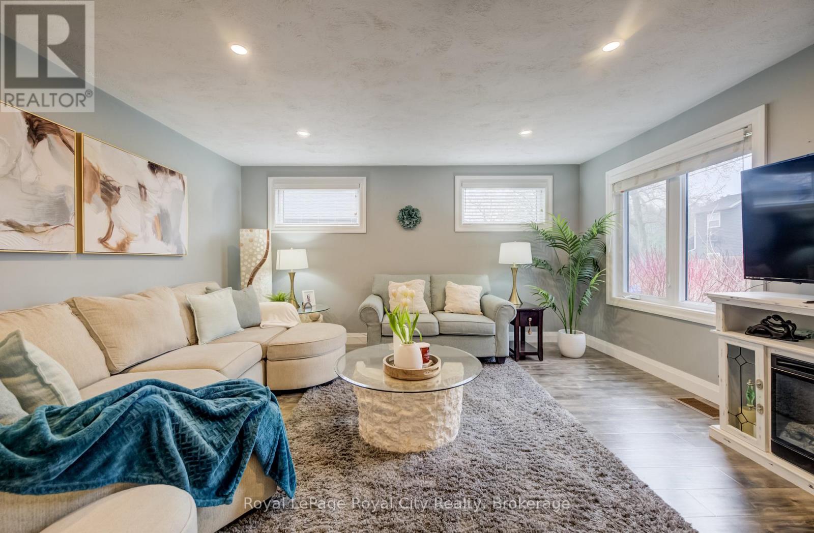 609 Woodside Street, Centre Wellington, Ontario  N1M 2M4 - Photo 9 - X13011736