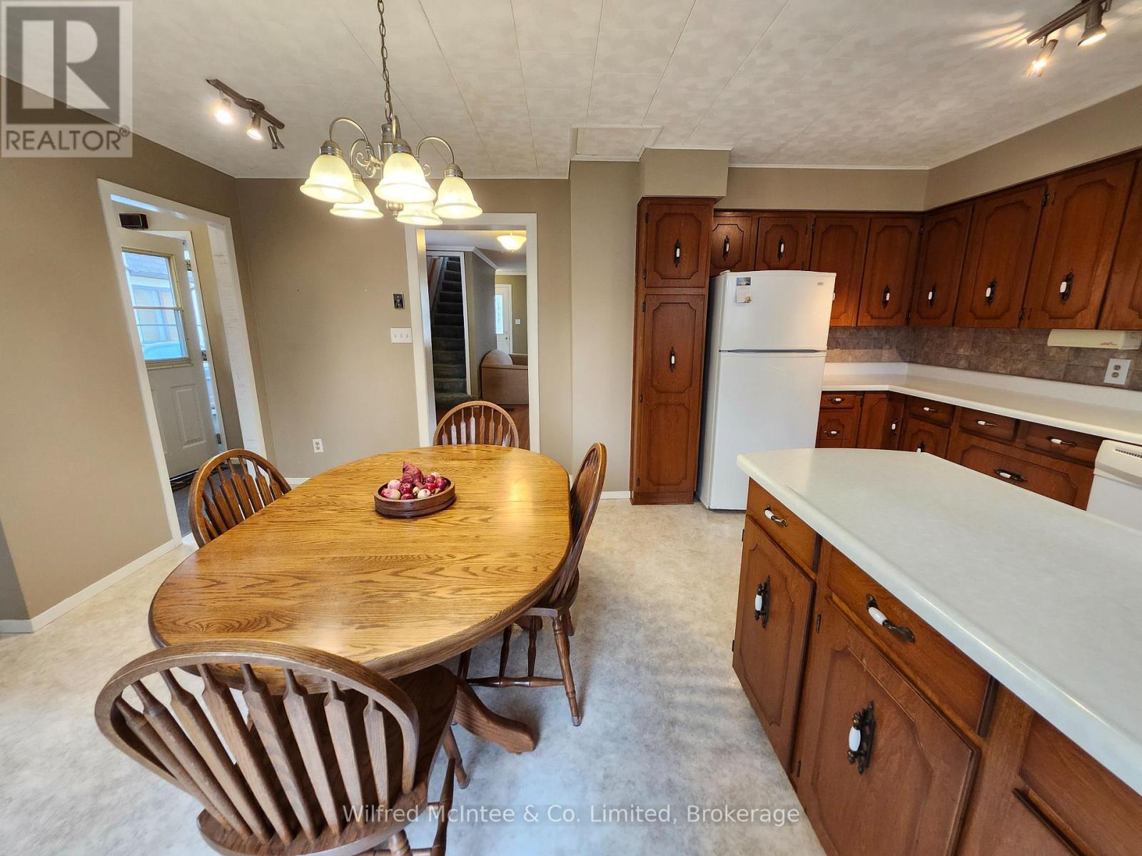 55 Albert Street, North Huron, Ontario  N0G 2W0 - Photo 3 - X13011762