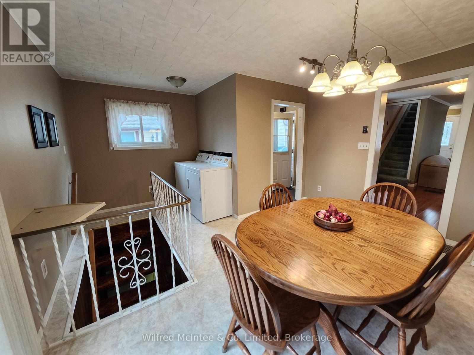 55 Albert Street, North Huron, Ontario  N0G 2W0 - Photo 5 - X13011762