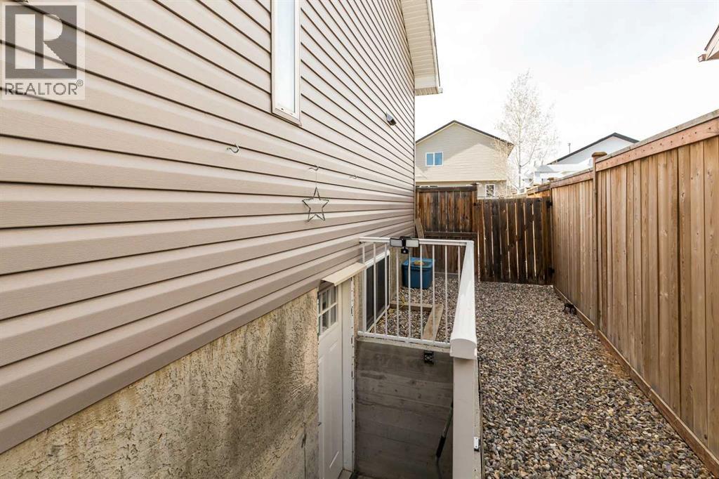 570 Edinburgh Road W, Lethbridge, Alberta  T1J 4Z7 - Photo 29 - A2299605