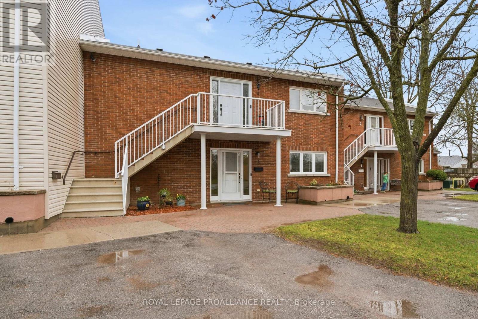 3 - 179 Herchimer Avenue, Belleville, Ontario  K8N 4G7 - Photo 1 - X13011960