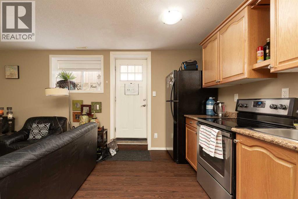 570 Edinburgh Road W, Lethbridge, Alberta  T1J 4Z7 - Photo 17 - A2299605