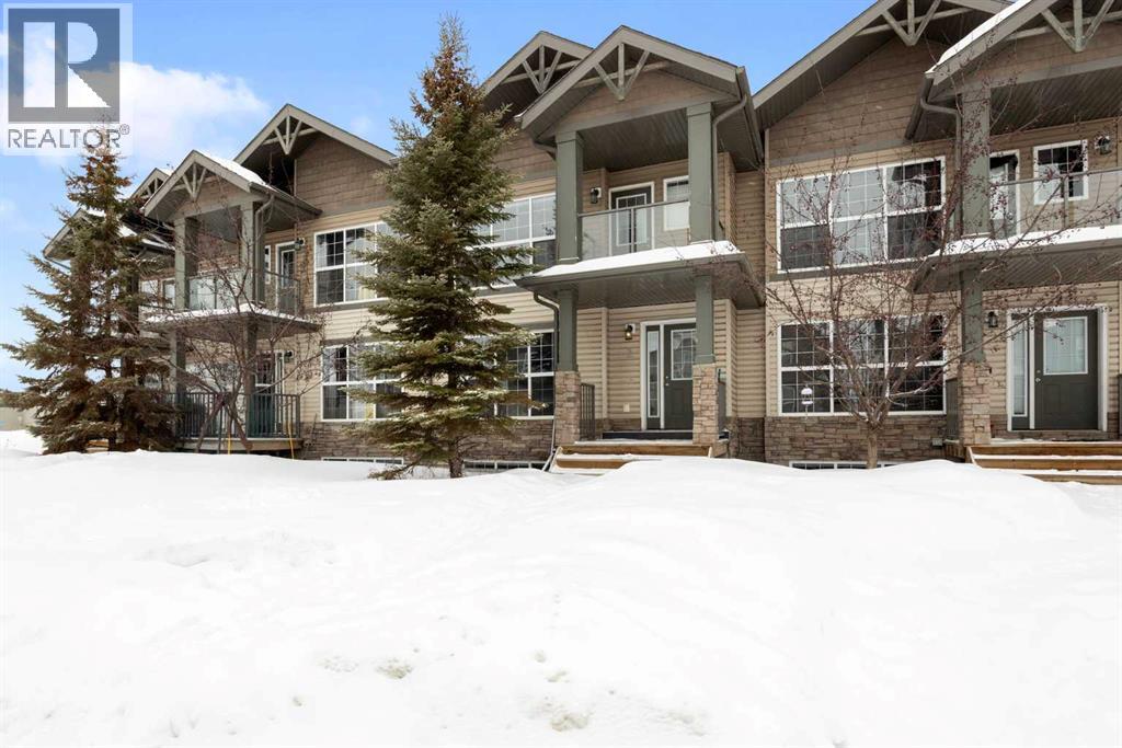 3, 400 Sparrow Hawk Drive, Fort Mcmurray, Alberta  T9K 0Y7 - Photo 2 - A2283691