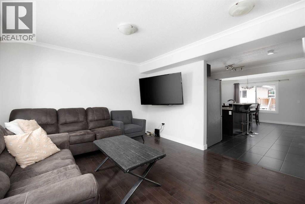 3, 400 Sparrow Hawk Drive, Fort Mcmurray, Alberta  T9K 0Y7 - Photo 6 - A2283691