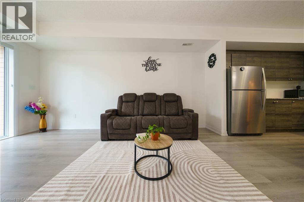 261 Woodbine Avenue Unit# 48, Kitchener, Ontario  N2R 0S7 - Photo 9 - 40821286