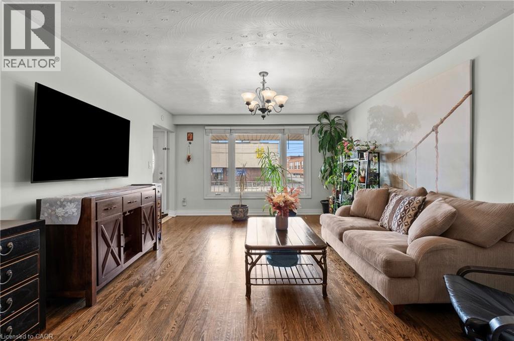 135 S Parkdale Avenue S, Hamilton, Ontario  L8K 6K4 - Photo 7 - 40821737