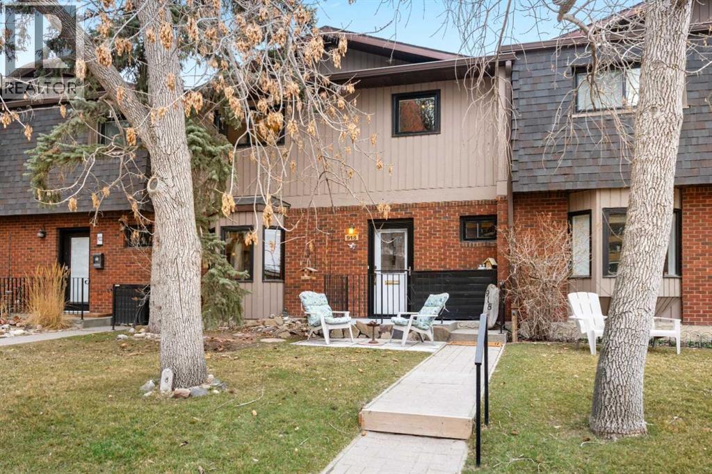 918 17 Street NW, Calgary, Alberta  T2N 2E4 - Photo 1 - A2301655