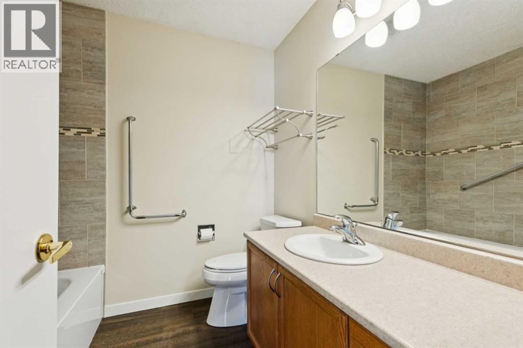 43 Macewan Park Heights Nw, Calgary, Alberta  T3K 3W6 - Photo 16 - A2302261