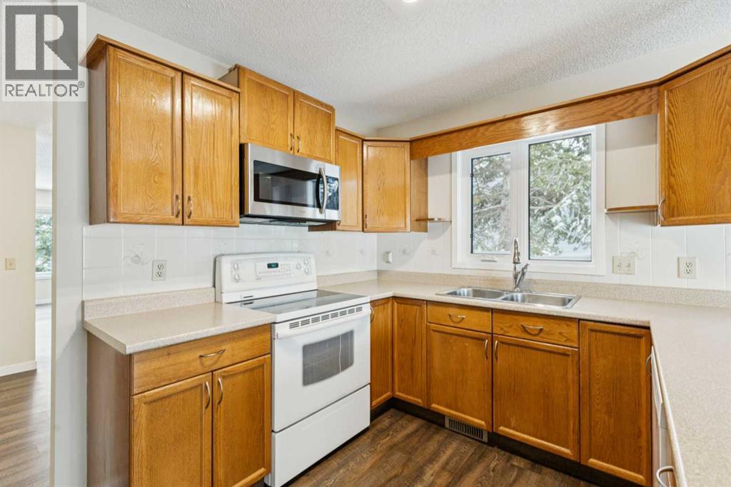 43 Macewan Park Heights Nw, Calgary, Alberta  T3K 3W6 - Photo 9 - A2302261