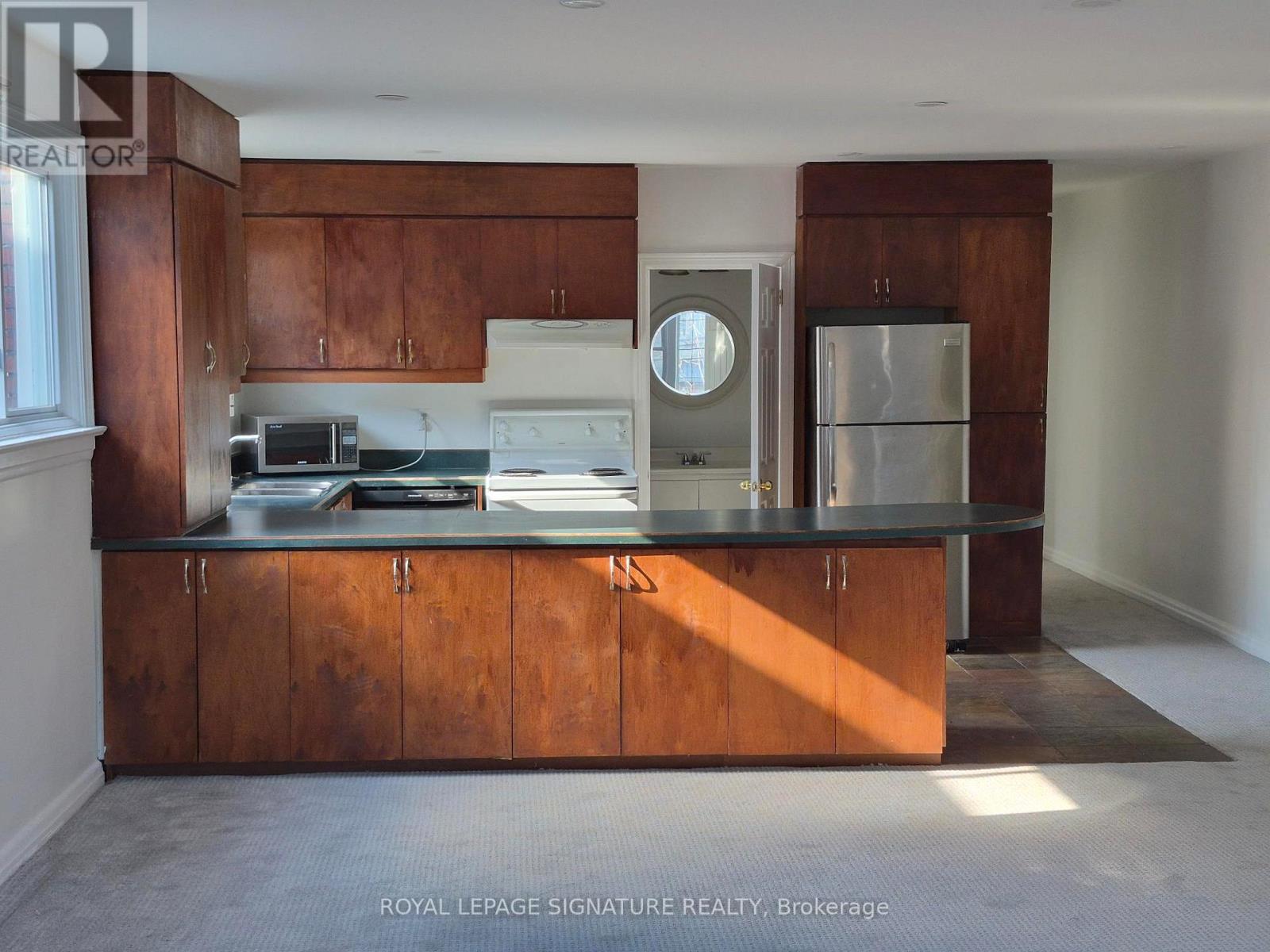 Apt 2 - 344 Roselawn Avenue, Toronto, Ontario  M4R 1G1 - Photo 5 - C13011908